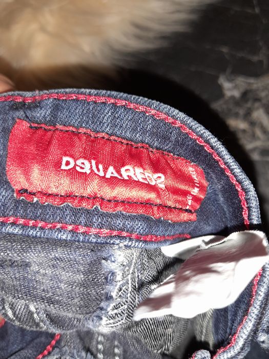 Pantaloni dsquared2 mărimea 10 ani