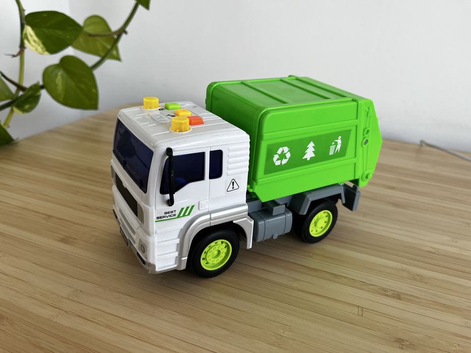 Камион за боклук City Service