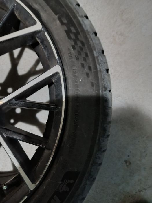Джанти с гуми за BMW 18 ц. Спорт пакет