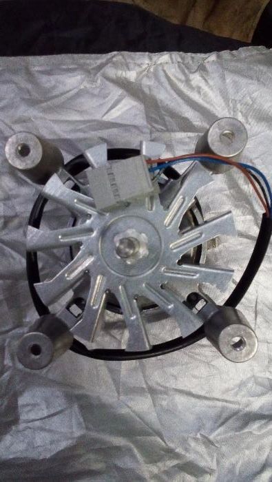 UNOX Конвектомат резервни части водна помпа.