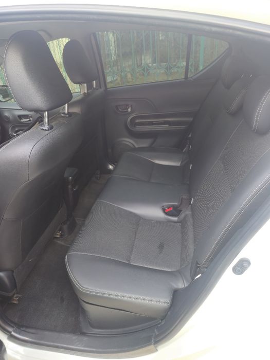 Toyota Prius C 2021-yil Gibrid Tozza SROCHNA SOTILADI!