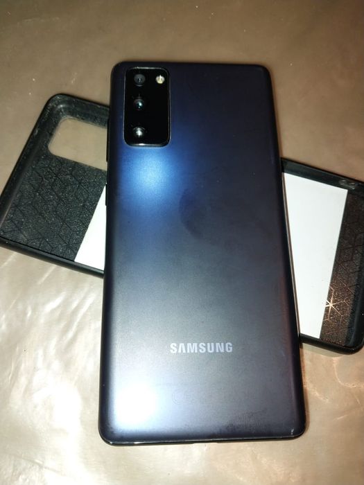 Samsung galaxi s20fe