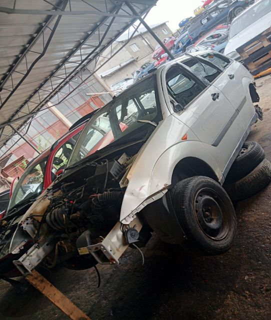 Piese Ford Focus prima generatie