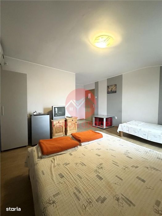 Pensiune 15 camere in a Doua Linie la Mare, zona Pescaria lui Matei