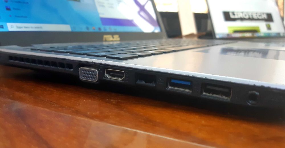 Ноутбук ASUS с SSD 500 GB