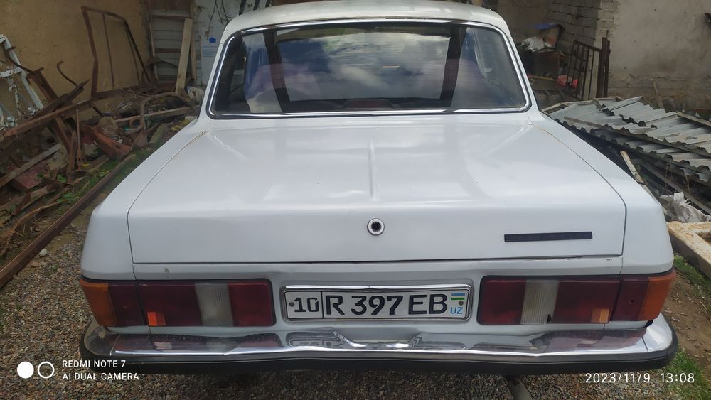 Gaz 3102 sotiladi