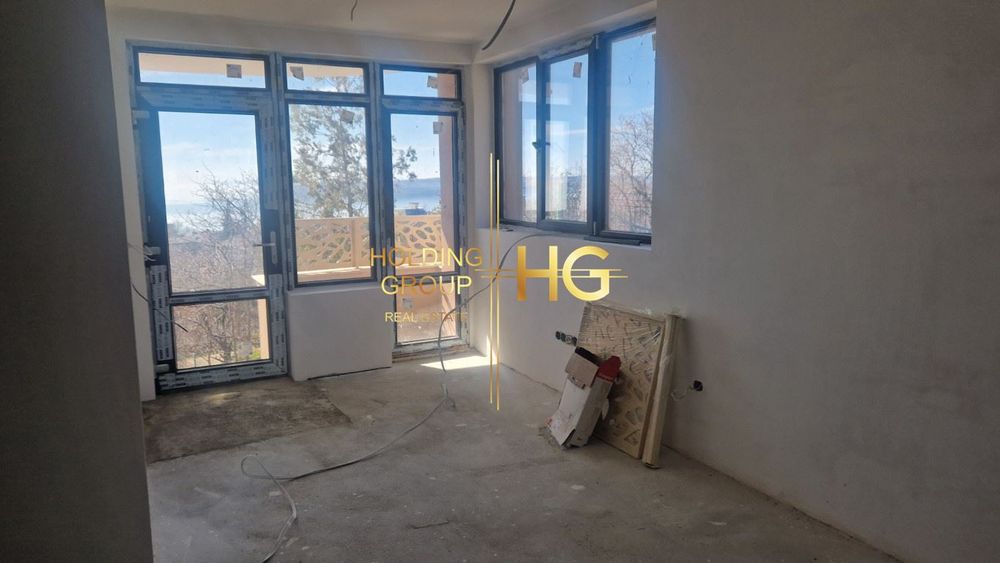 Къща в Варна-м-т Акчелар площ 430