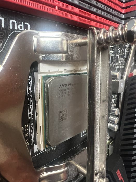 Продаю комлект - ASUS ROG Crosshair IV Formula + AMD Phenom II X6