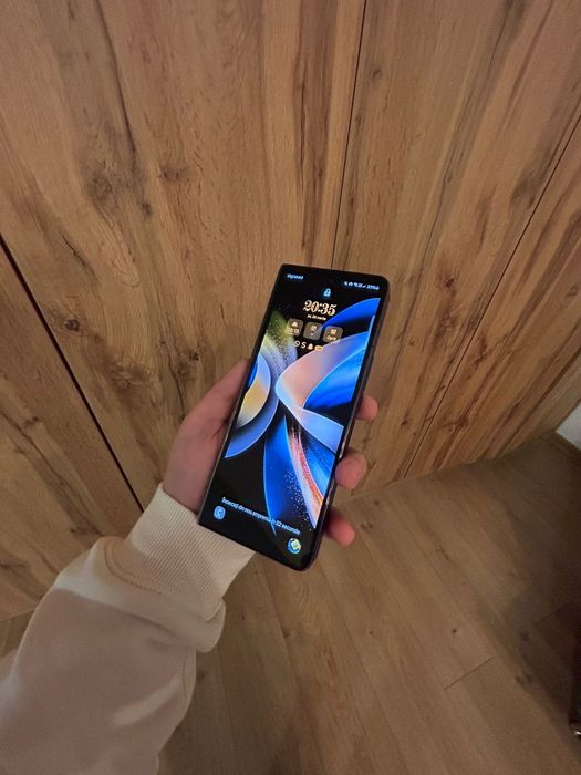 Vând samnsung galaxy z fold 4