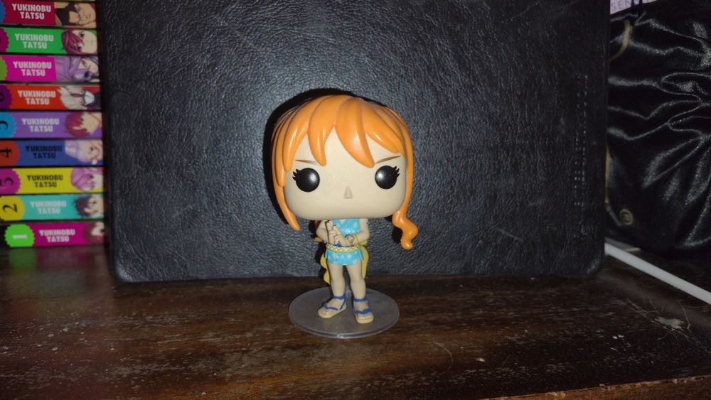 Funko pop Dolly Parton и One piece funko pops
