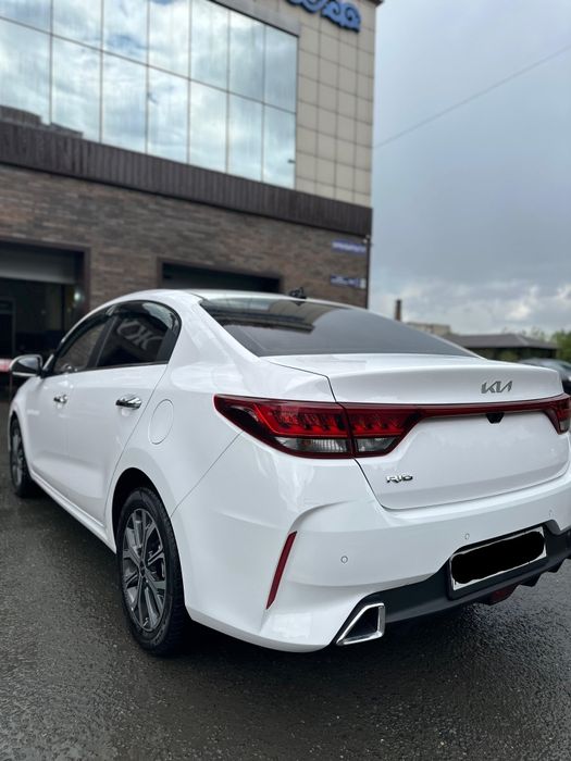 Продам Kia RIO 2022