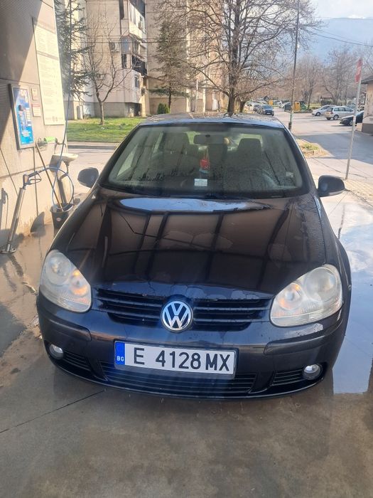 Продавам Golf 5 1.9 TDI