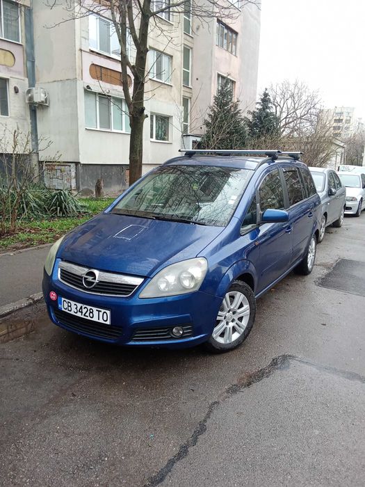 Опел Зафира 2.2 6-ск 150кс