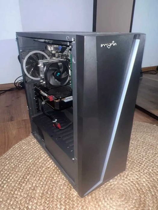 Se vinde pc gaming + monitor + microfon