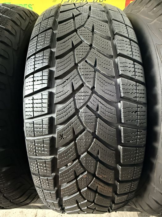 225/65R17 Goodyear 7.5-6.5mm stare foarte buna