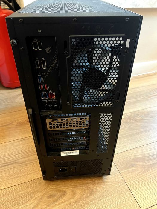 Гейминг компютър RTX 3070ti, Ryzen 5 3600, 16gb DDR4, 512gb NVMe