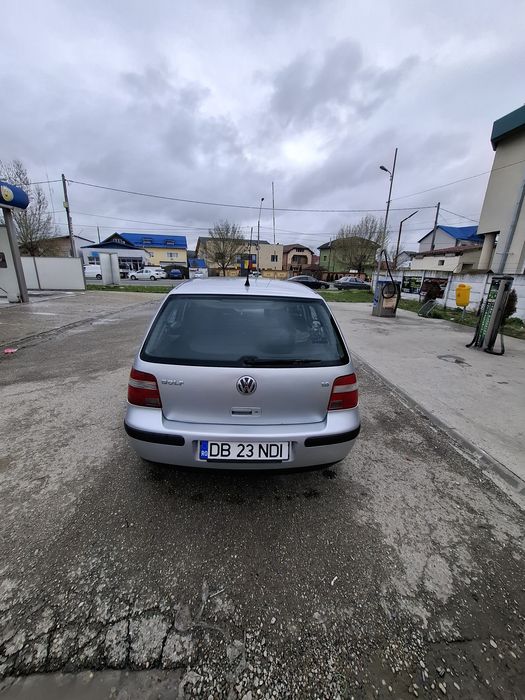 Vand Golf 4, 1,6 benzina