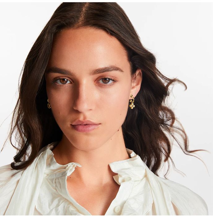 Позлатени обеци Blooming collection by Louis Vuitton”
