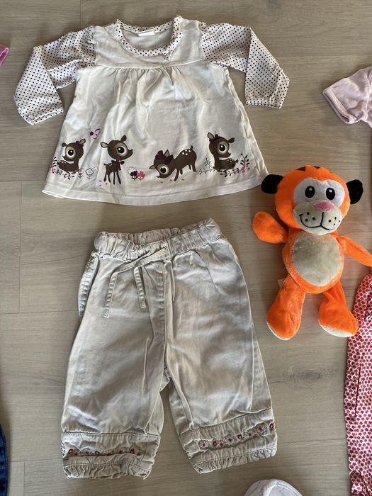 Vand lot haine ptr.fete(2-4 luni)superbe(13).