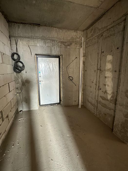 Шахристанская 4-х комнатная СРОЧНО