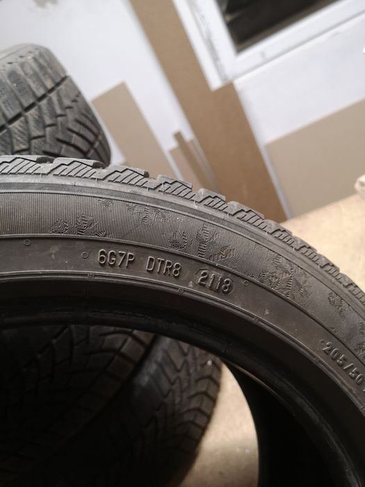 Anvelope, cauciucuri iarnă Semperit 205 50 17