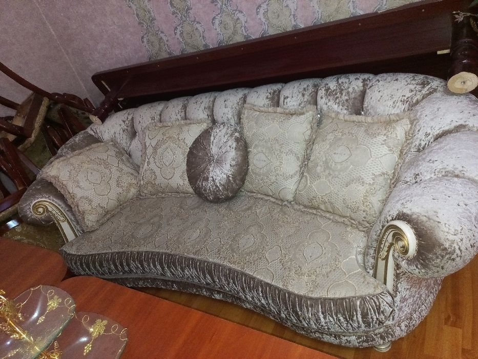 Разные вещи сатылады