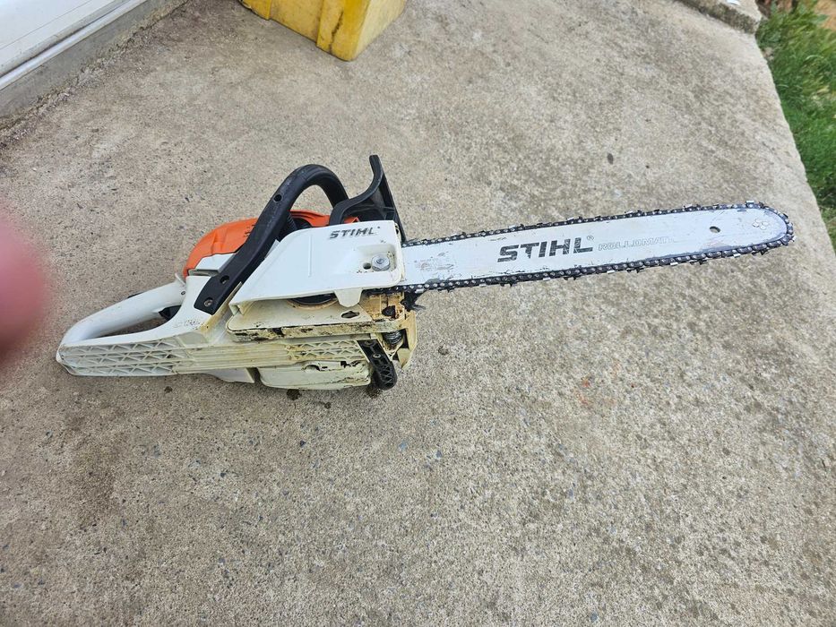 Моторна Резачка STIHL MS 231. ПЕРФЕКТНА