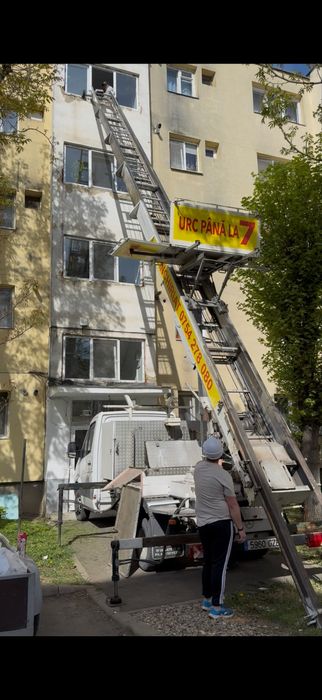 Inchiriez lift exterior tip girafa (nacela ) si carucior electric pentru scari, duba cu lift si liza, servicii de transport si mutari si debarasari