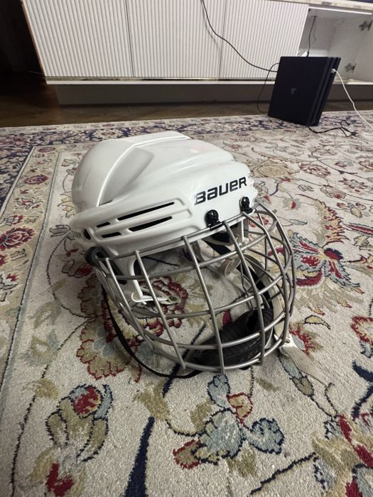 Хоккейный шлем BAUER