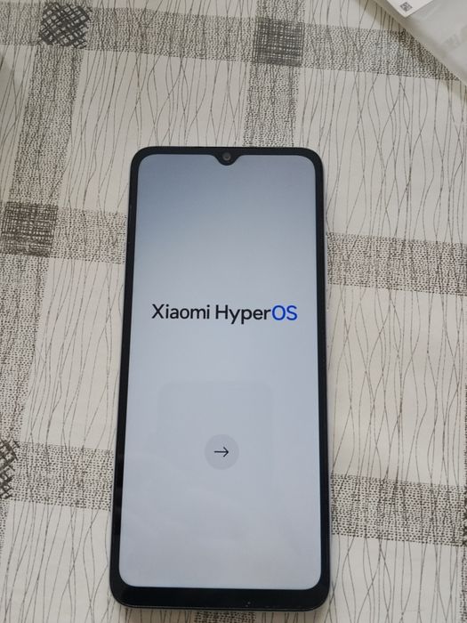 Redmi 12c в идеальном состоянии торг уместен