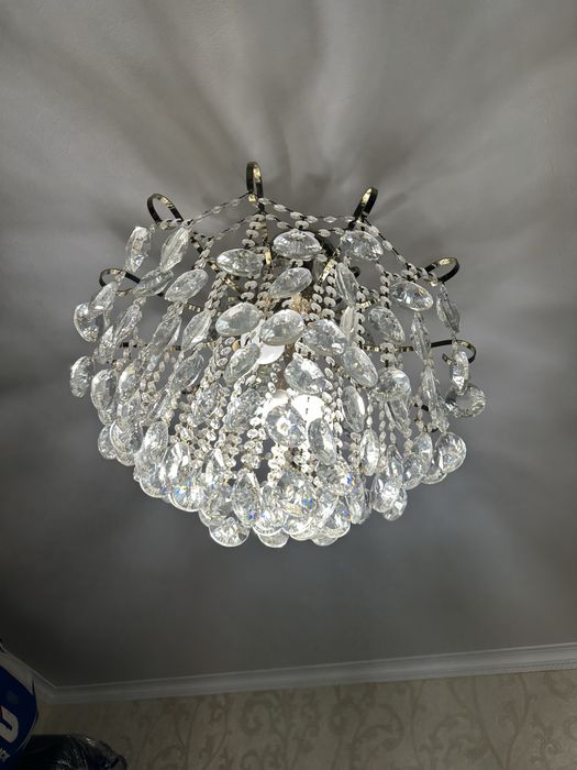 Люстра сатылады