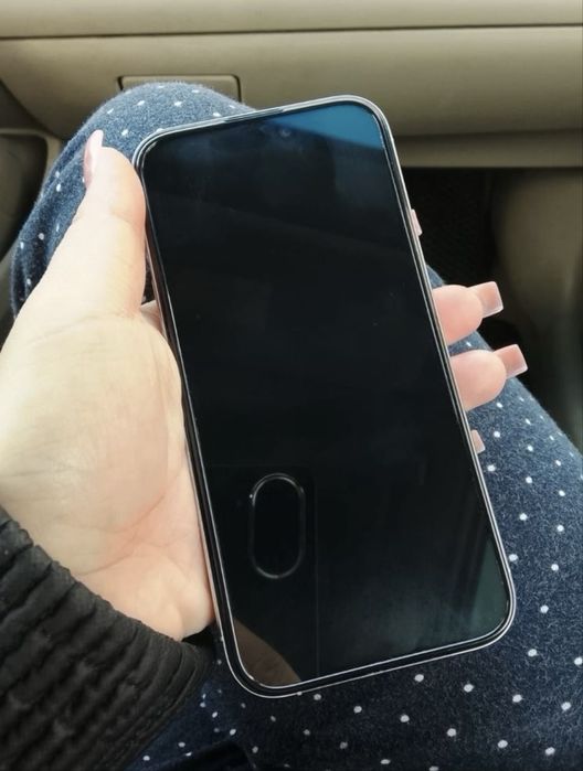 iPhone 15pro в идеальном состоянии