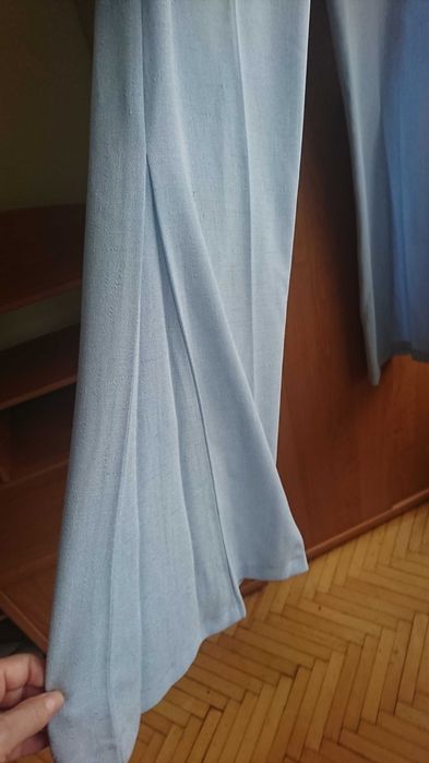 Costum GINETTE albastru deschis , de vara, vaporos, marimea 40-42
