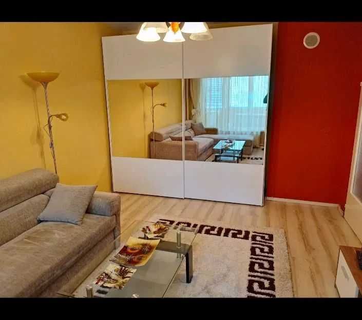 Дава се под наем Двустаен апартамент в София, Център - 50 кв.м за 485 € - Снимка #1