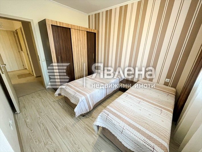Продава се Тристаен апартамент в к.к. Слънчев бряг - 82 кв.м за 1366 €/кв.м - Снимка #3