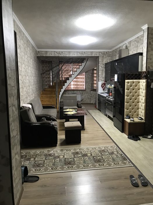 Срочно продаётся своя квартира на Ивановском. По цене ниже рыночной!