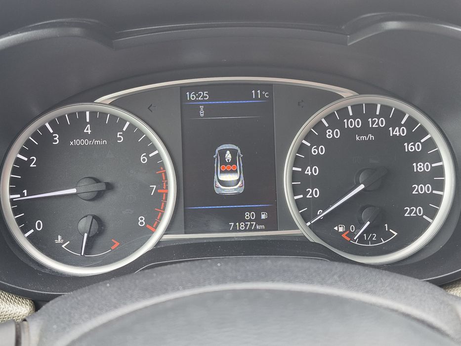 Vand Nissan Micra Decembrie 2019