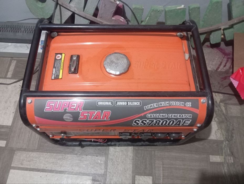 Dvijok S7800AE sotiladi