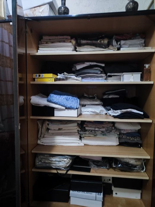 Кровать матрас тумба шифонер