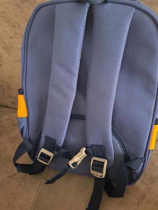 Продам детский портфель