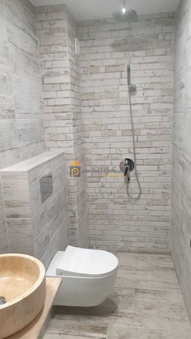 Дава се под наем Едностаен апартамент в Пловдив, Център - 36 кв.м за 360 € - Снимка #4