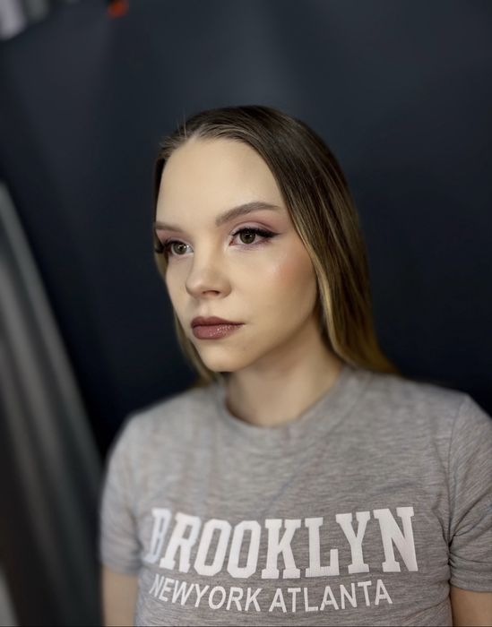 Макияж и прически 10000 тг.