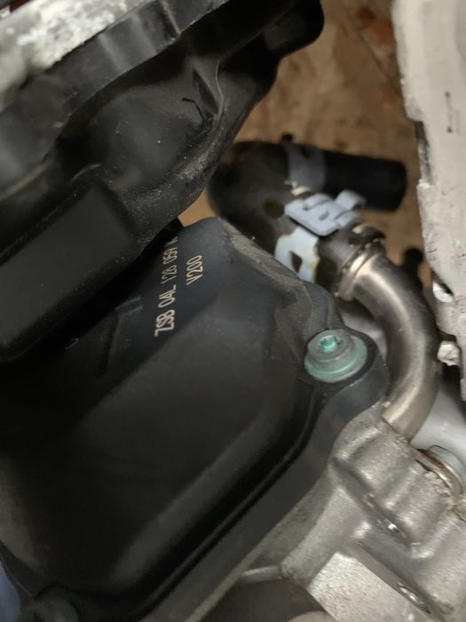 Racitor gaze esapate Original Audi 2,0Tdi 04L129766E