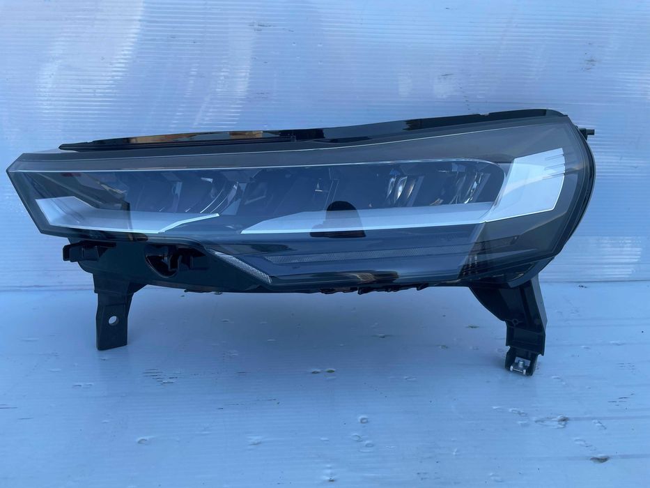 Far faruri stanga full Led complet Renault Captur 2024+ E Tech nou OE