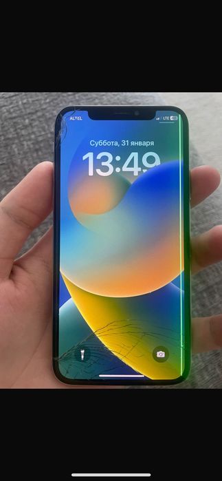 Продам айфон х.   .
