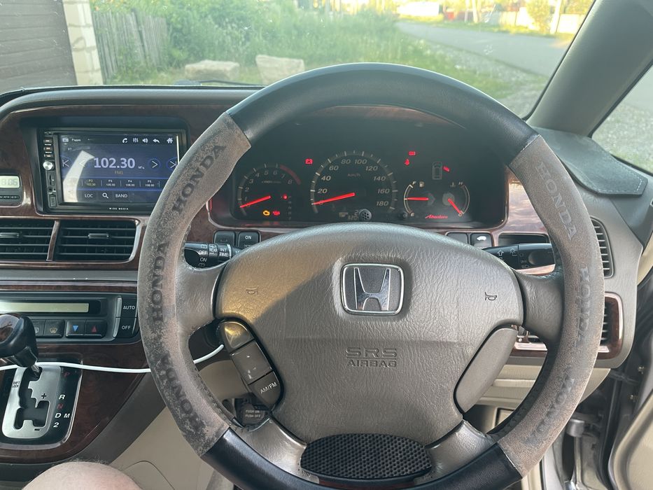 Honda odyssey RA6 2001