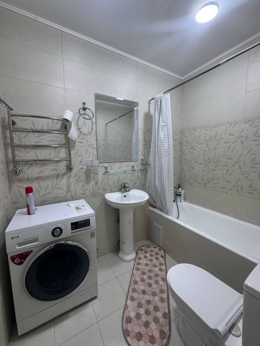 Ц-5 Продаётса 2/2/4 Метро минор 55кв.м