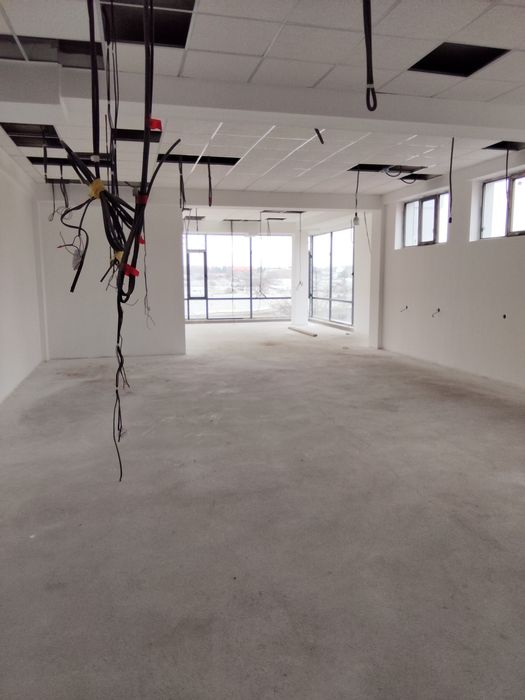 Arendaga 3 Etaj beriladi