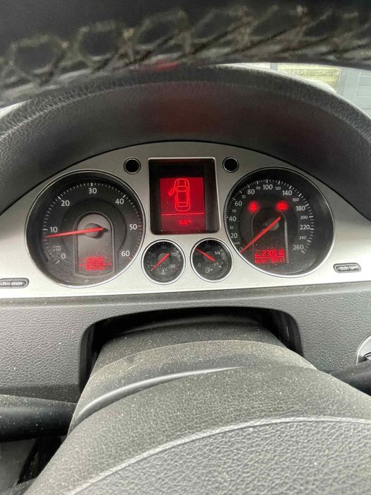 Vand pasat b6 in stare impecabila