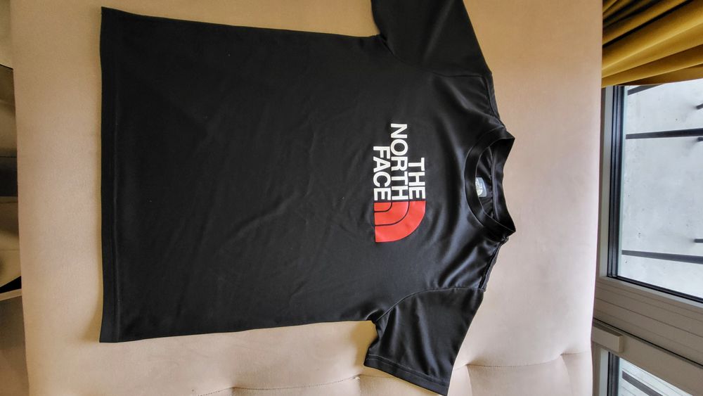 Блуза оригинална the north face L детска